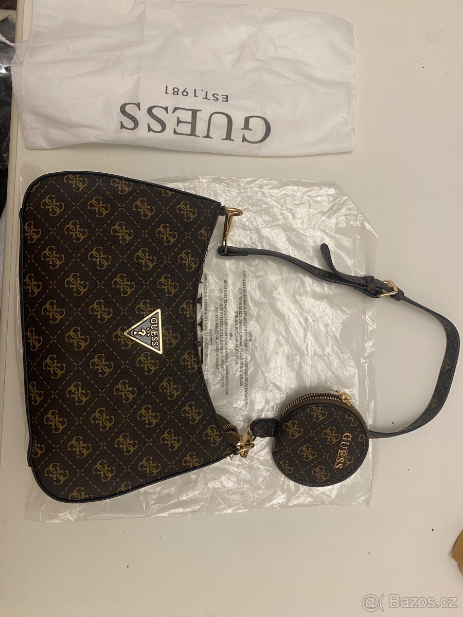 Kabelka Guess
