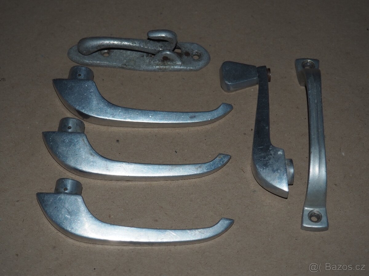 Kliky, klička, věšák, madlo na historická vozidla