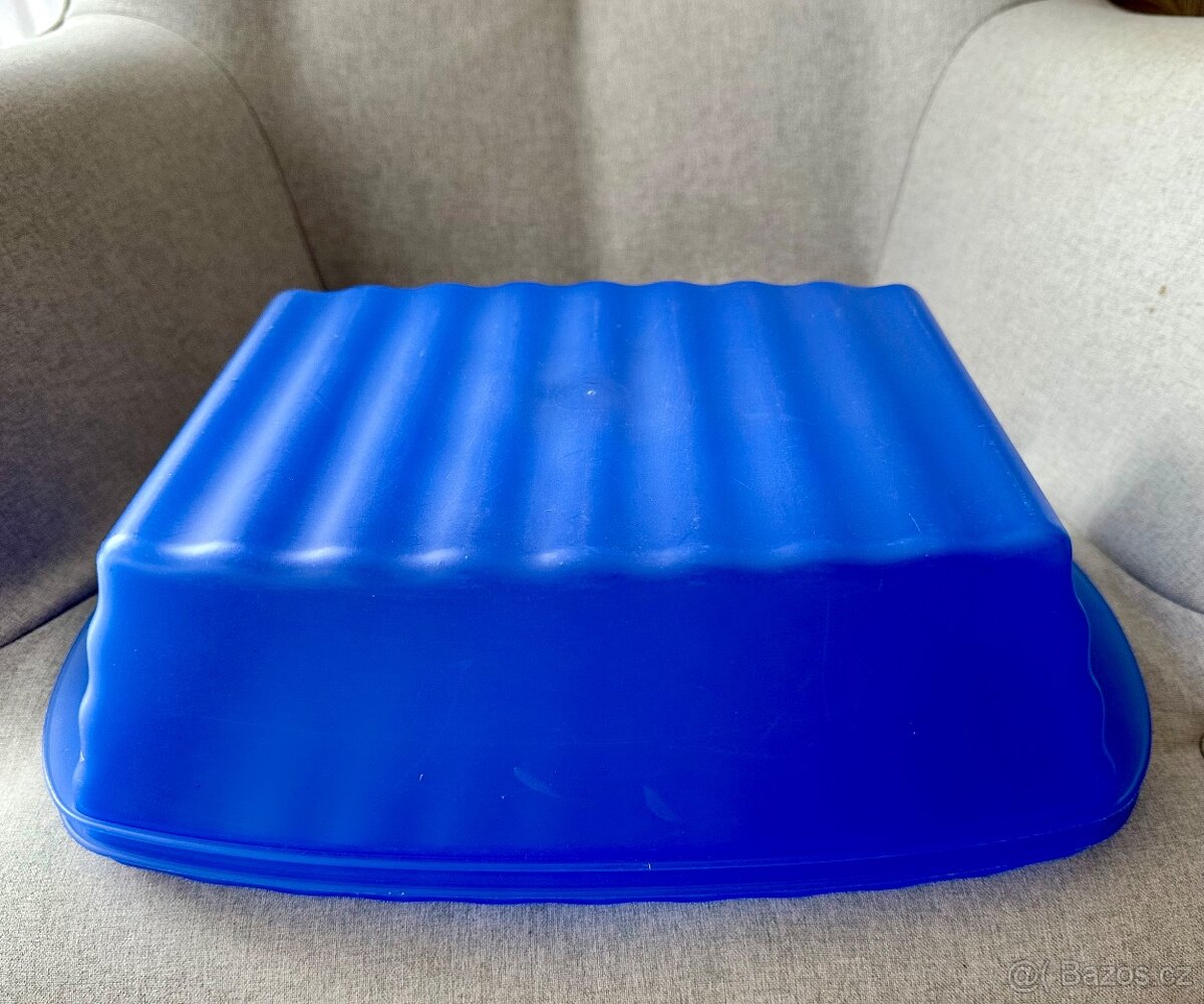 Chlebník Tupperware