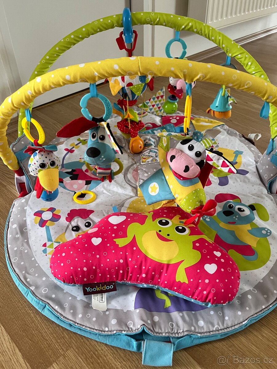 Yookidoo polohovací hrací deka