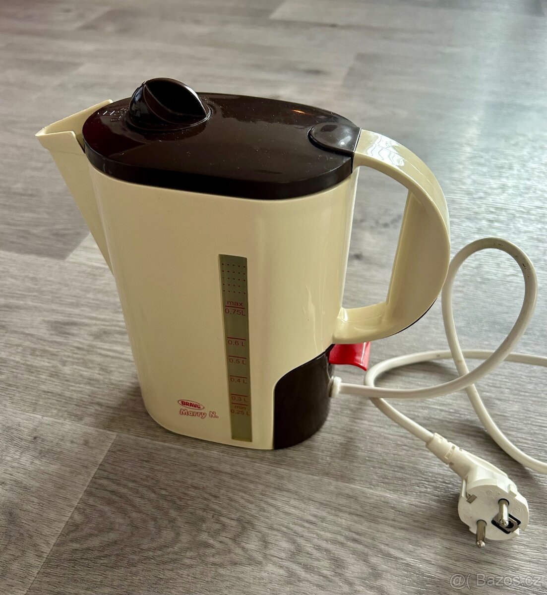 Prodám cestovní rychlovarnou konvici