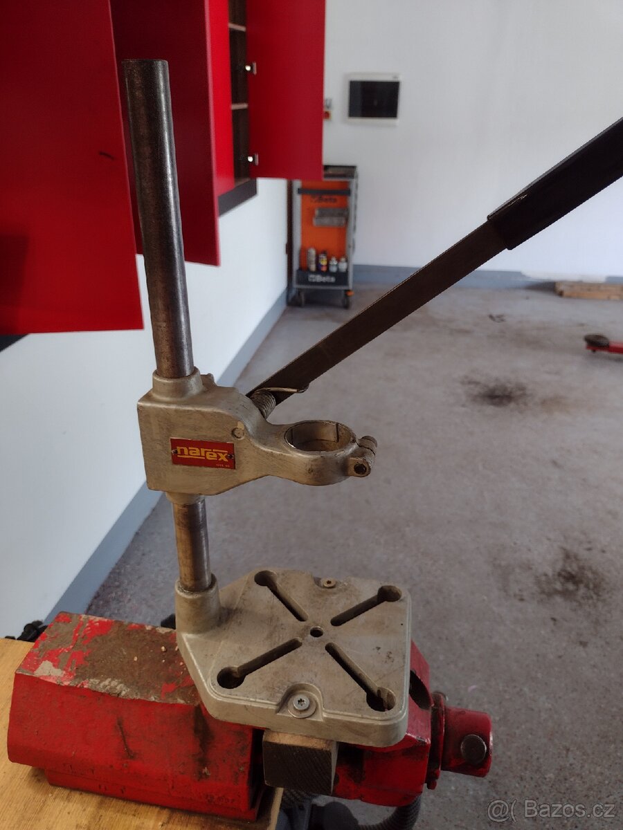 Stojan na vrtačku,narex