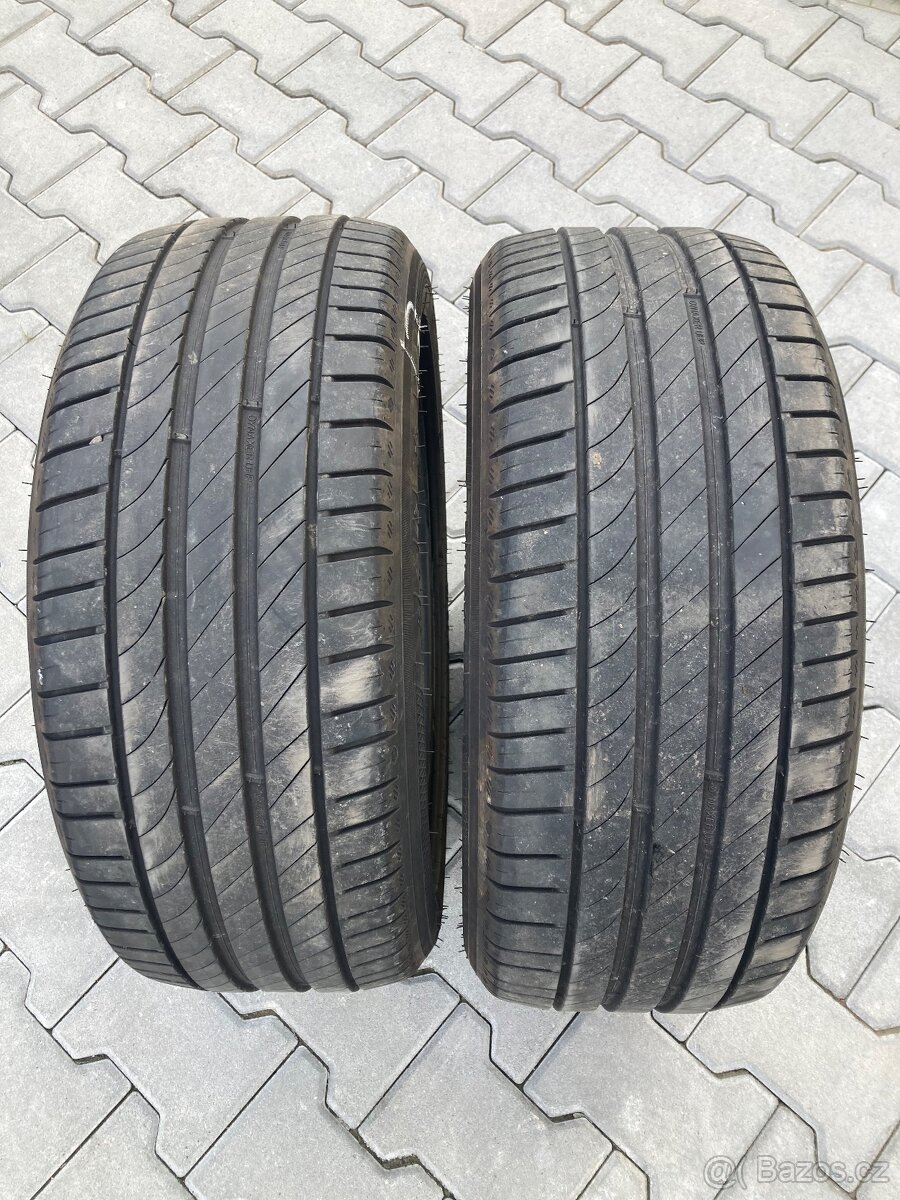 Pneu 225/45 R17