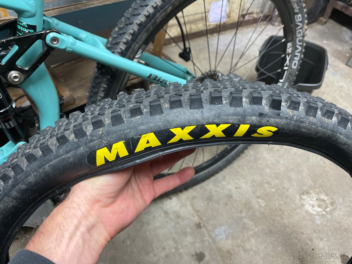 Maxxis plaště 27,5”x 2,3