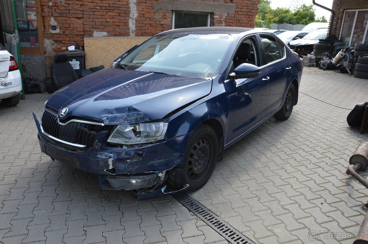 Škoda Octavia III krátká 1.8TSI 132kW xenon klima