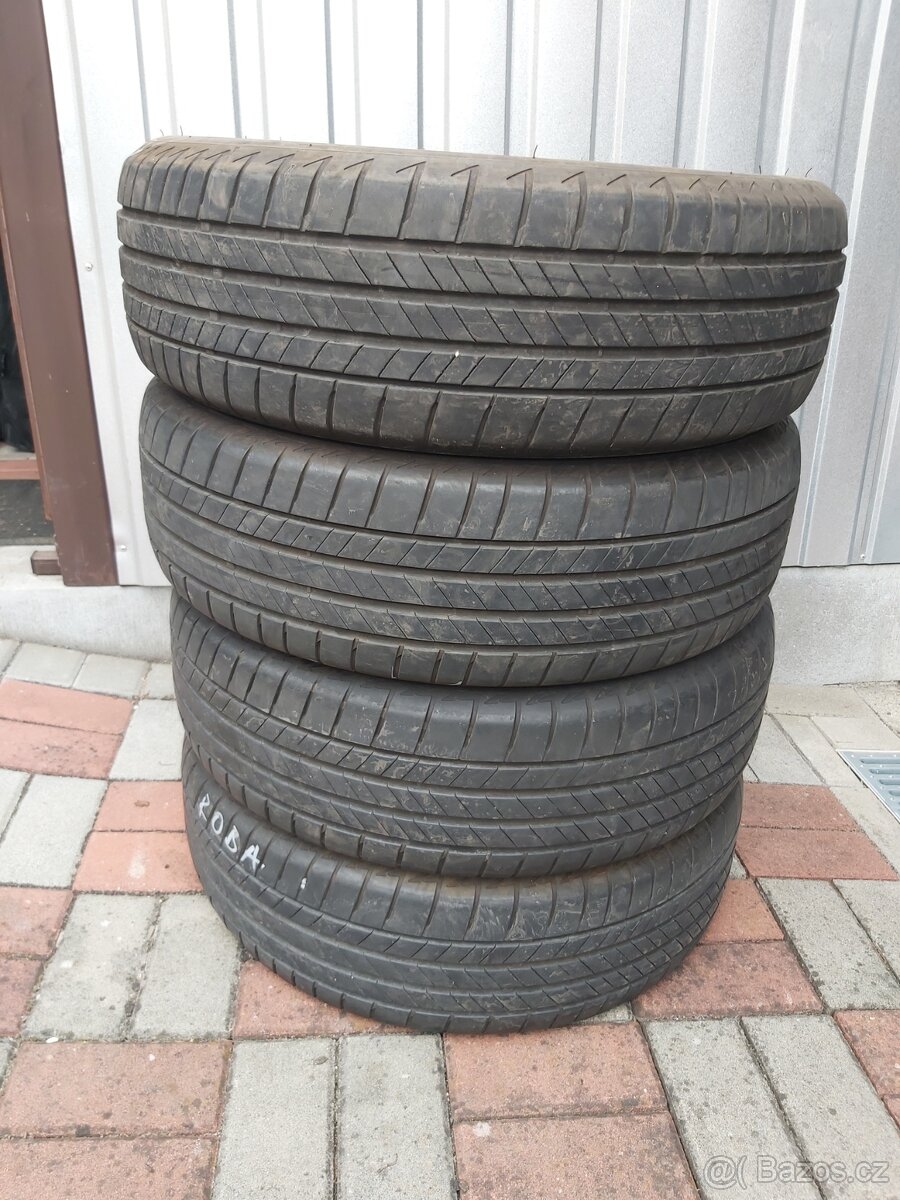 Pneu  kamiq 205/60/16