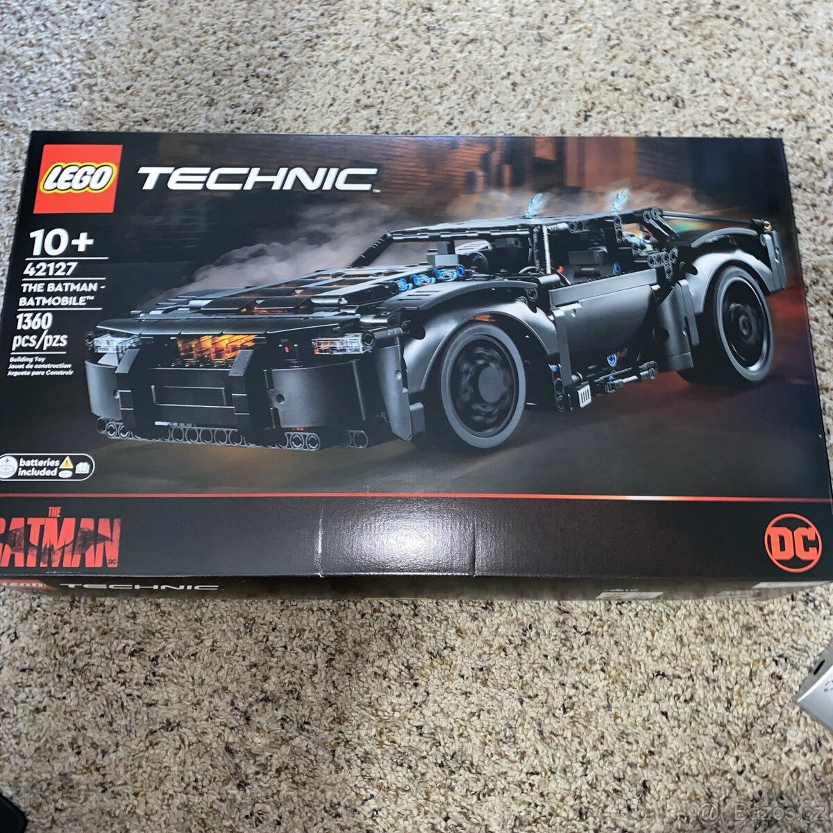 Nové LEGO Technic 42127 Batman BATMOBIL