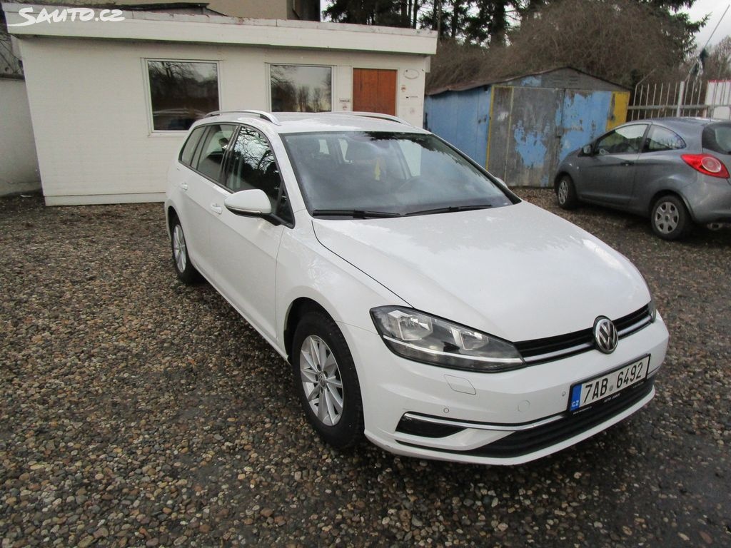 Volkswagen Golf, 1,4TSi-92KW-KOUPEN V ČR+SERVIS