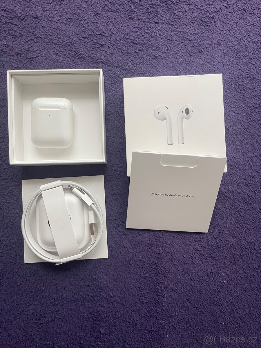 Apple AirPods 2.gen - původní balení, dobrý stav