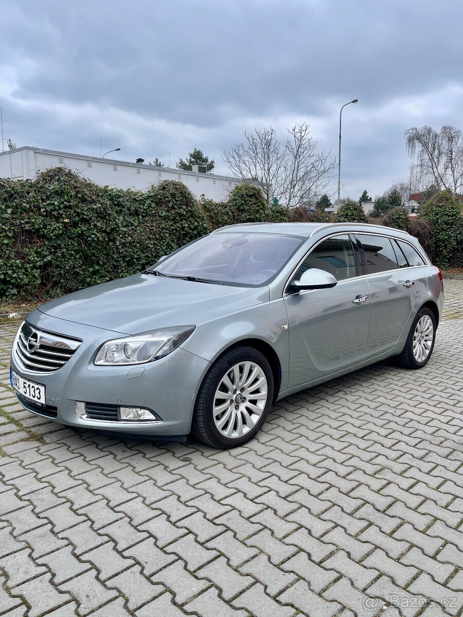 Opel Insignia Tourer 2.0cdti/118kw, Cosmo, pěkný vůz