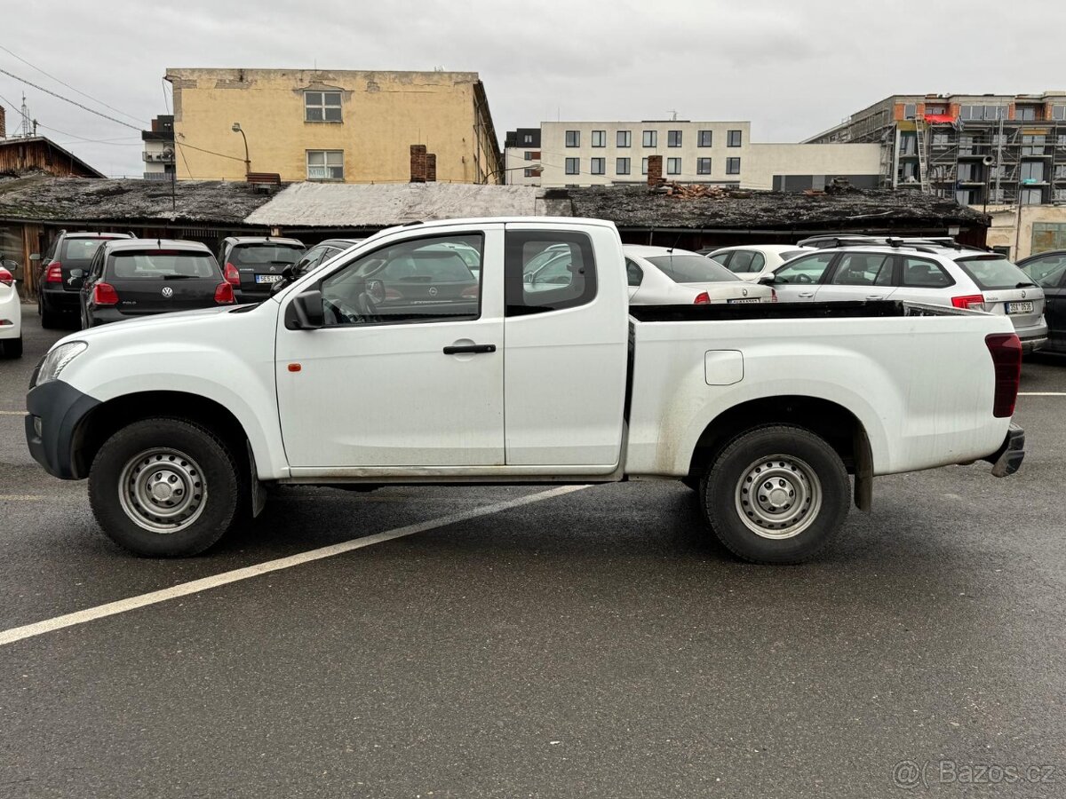 ISUZU D-MAX