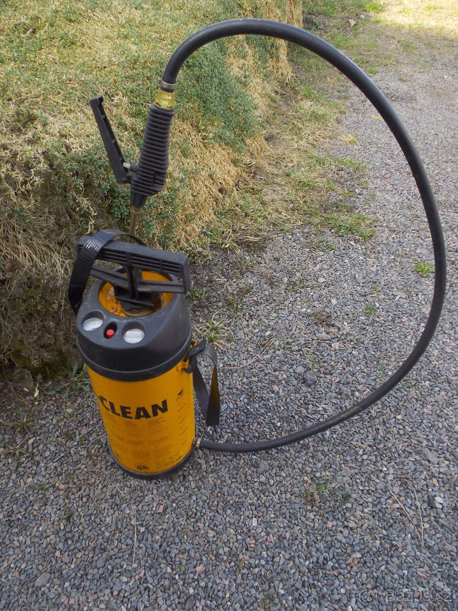 Tlakový postřikovač