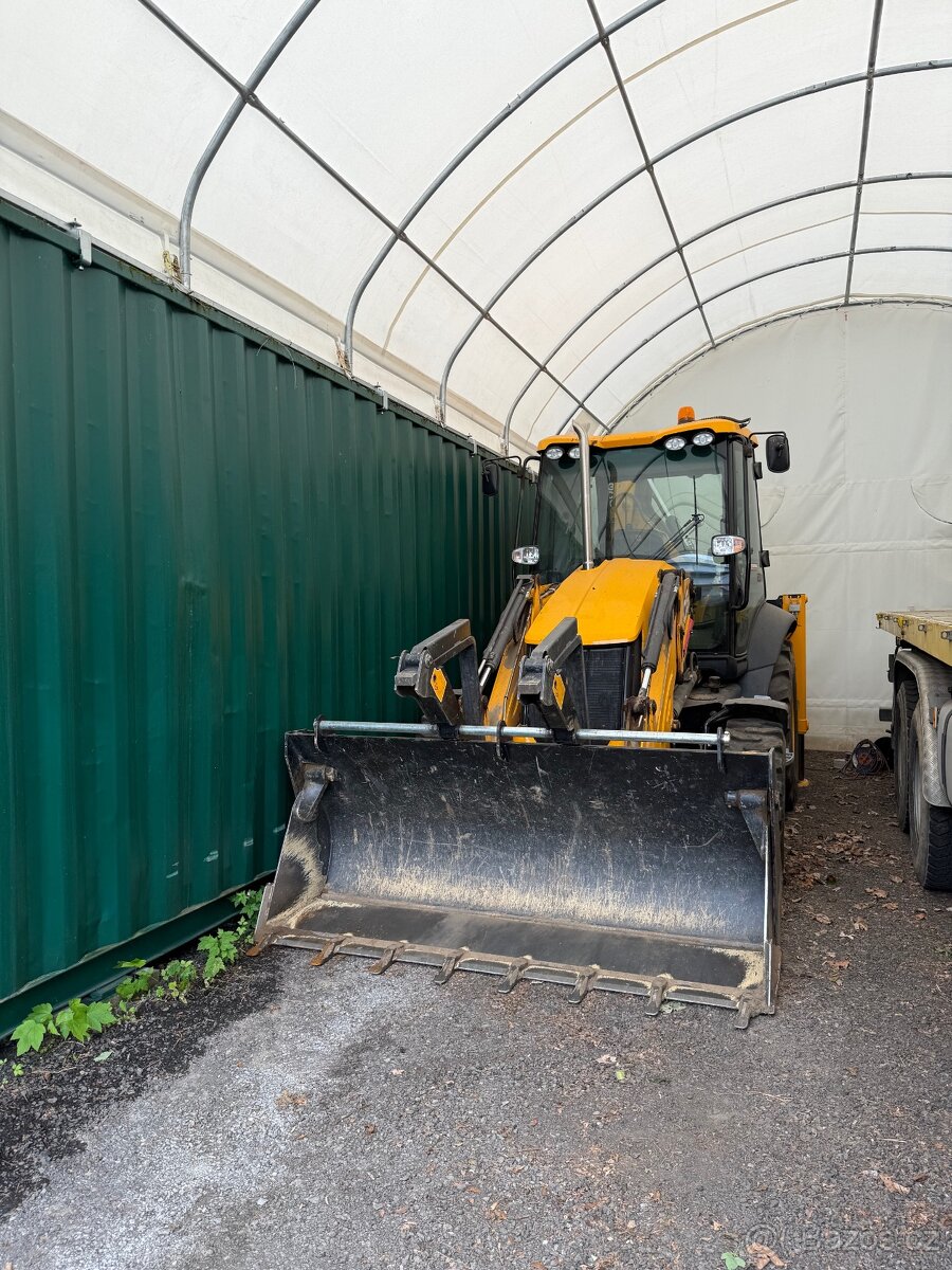 Traktorbagr JCB 3CX r.v.2018  jen 393 mth. bez AdBlue