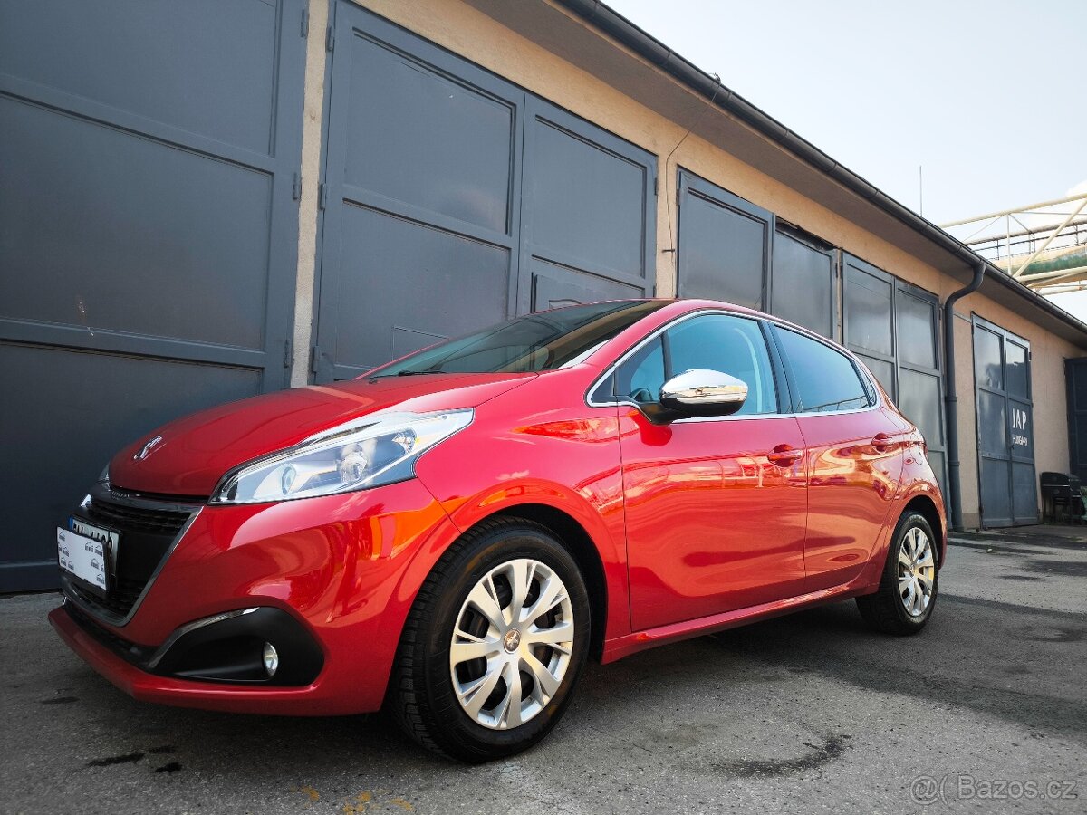 Peugeot 208 1.2PT/81kW Allure AUTOMAT 1.maj, ČR, 37.000km