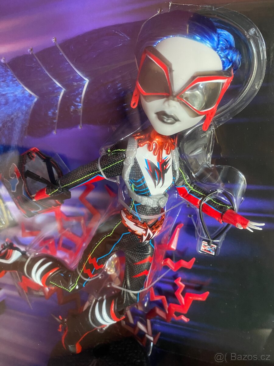 Monster High Deadfast Ghoulia Yelps