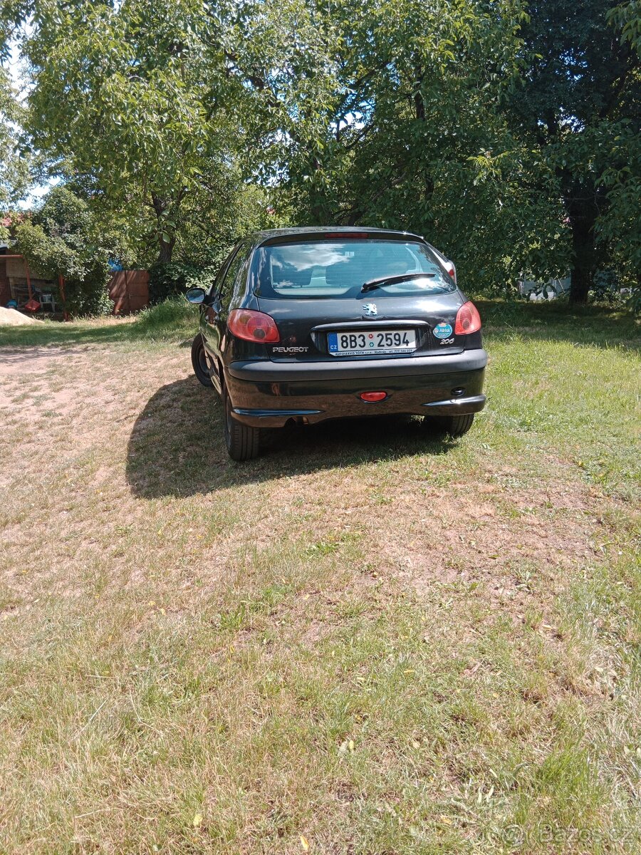 Prodám Peugeot 206 1.4 benzín 55.kw