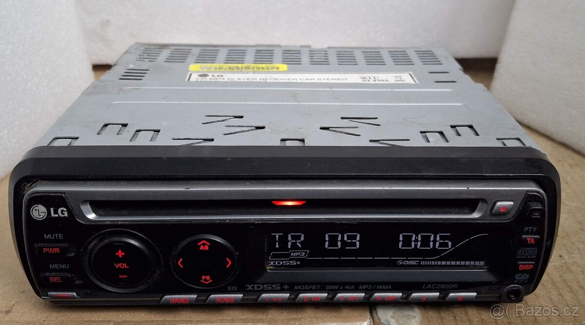 Autorádio LG CD, MP3