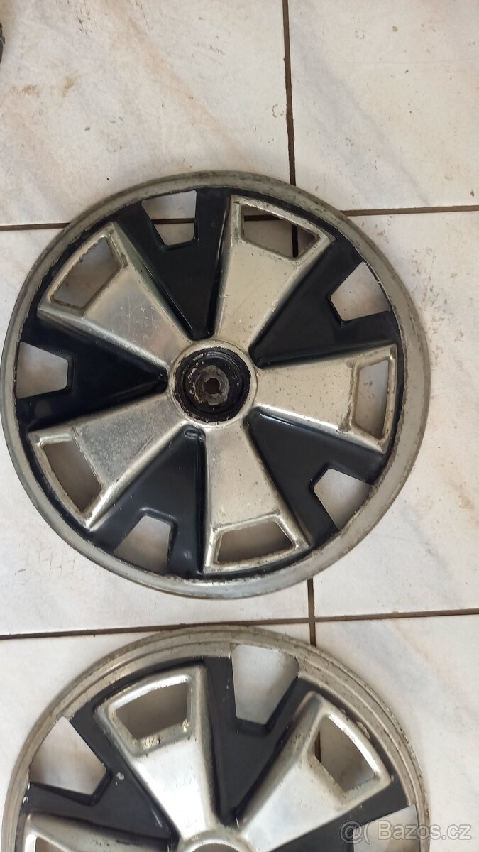Poklice Škoda 110 r
