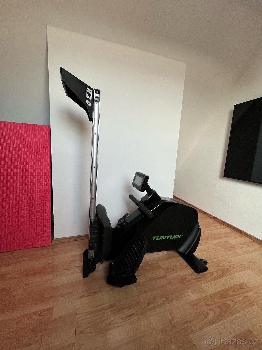 Veslovací trenažer Tunturi R20