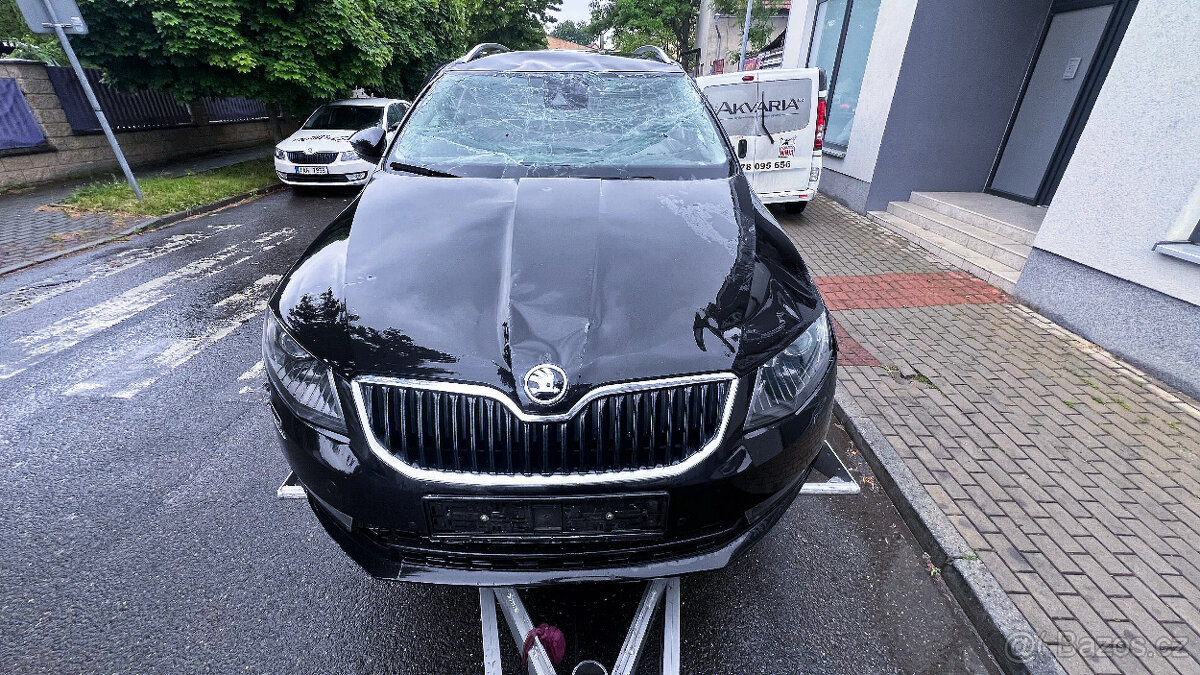 Vůz na náhradní díly Škoda Octavia 3 kombi 2017 CRM PGT LF9R