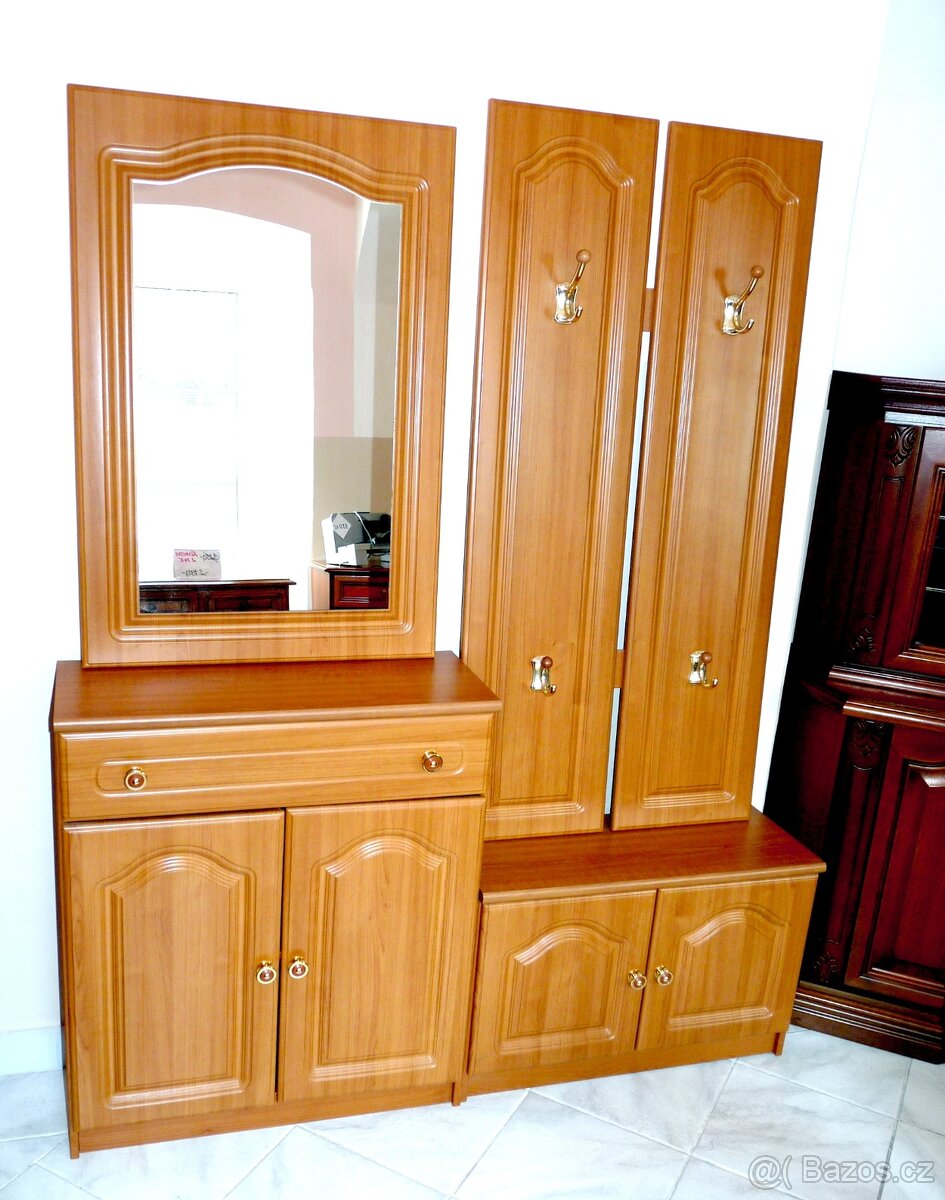 stylová předsíňová sestava