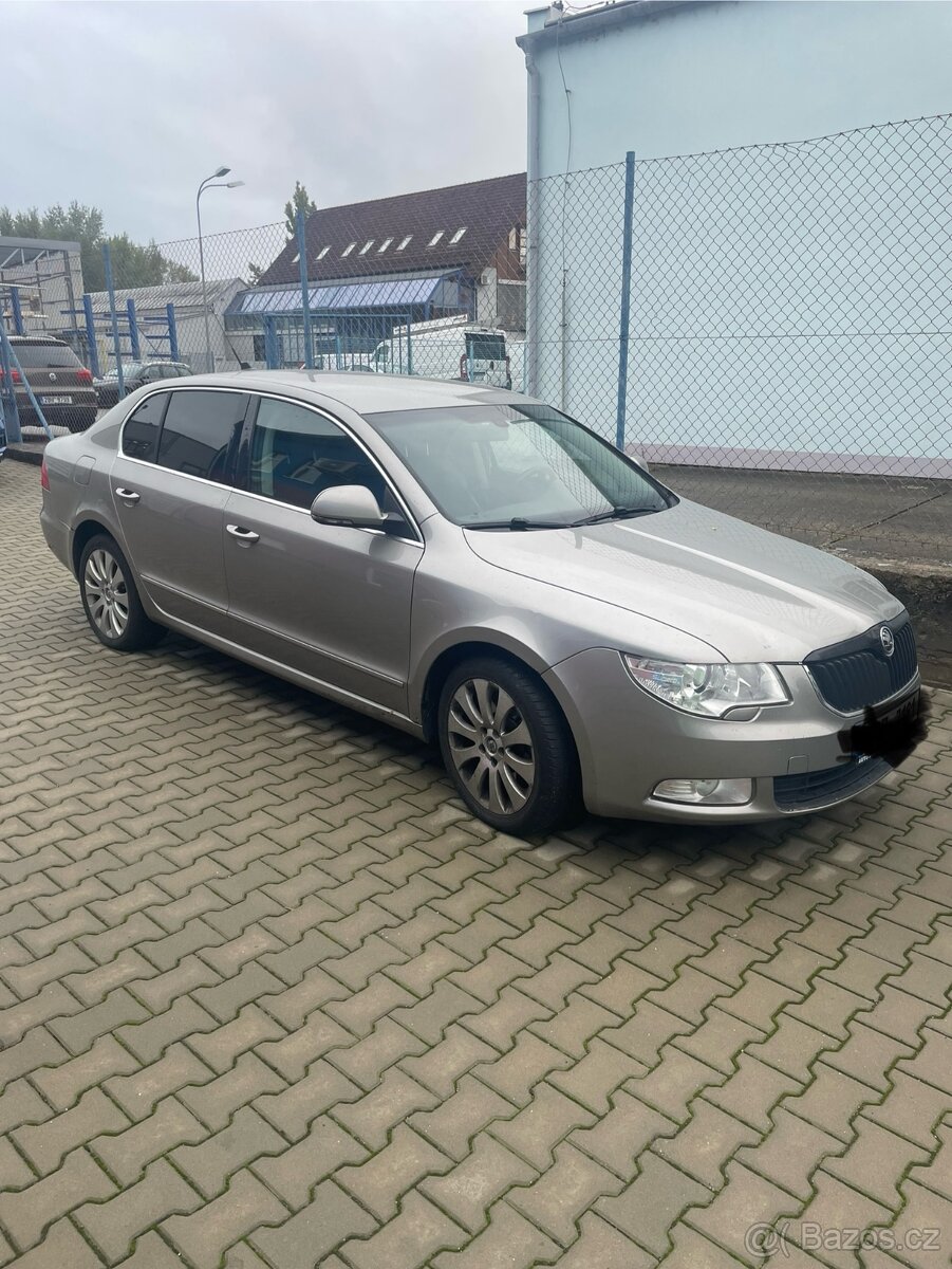 Prodám Škoda Superb 2.0 TDI (125 kW) – sedan