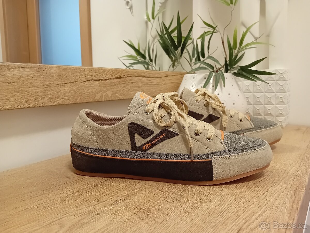 Botas dámské tenisky vel. 41 kožené nové