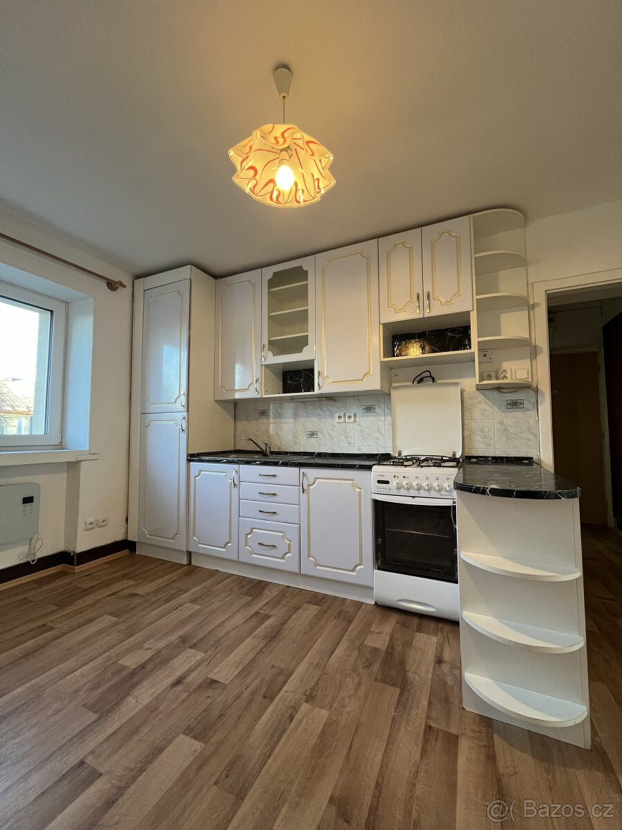 Pronájem bytu 2+1, Pjanovova, Zábřeh nad Odrou, 9800 Kč/měs,