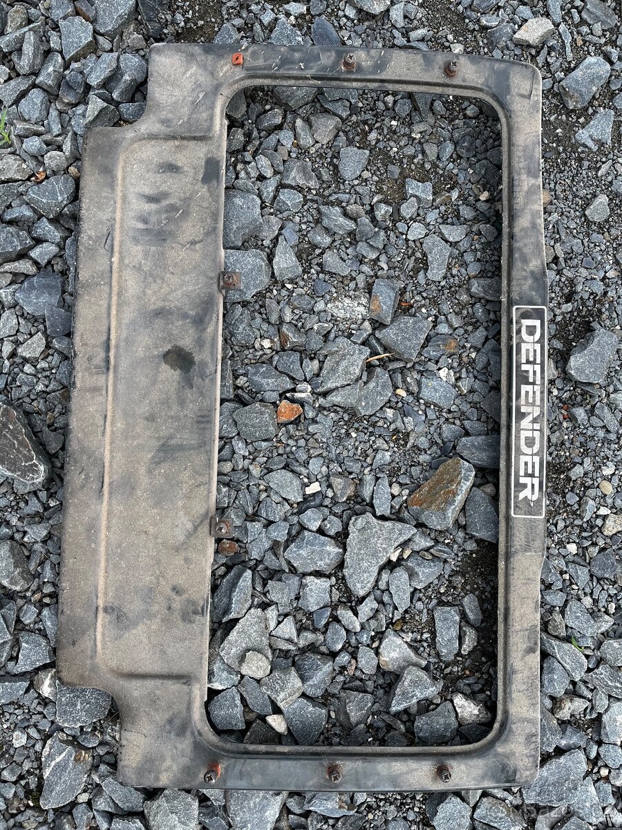 Land Rover Defender - díly