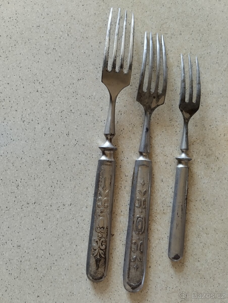 STAROŽITNÉ VIDLIČKY