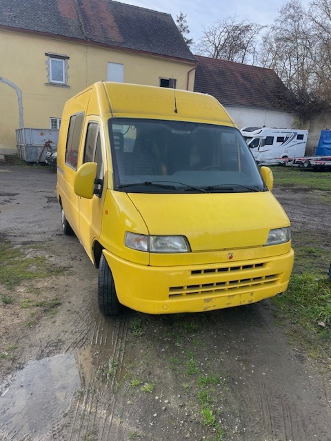 Fiat Ducato 6 místný.
