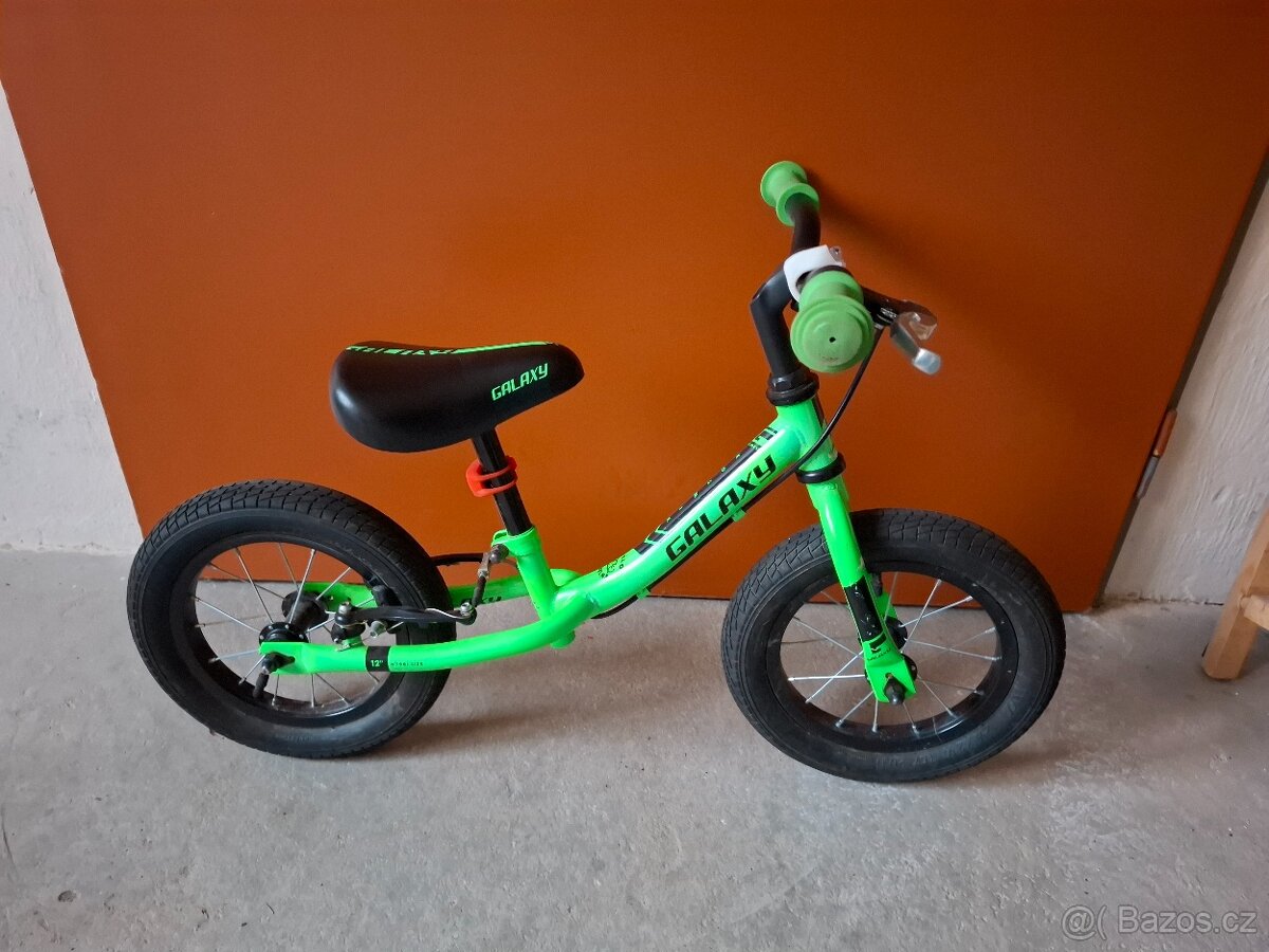 Dětské odrážedlo Kosmík Galaxy vel. 12"