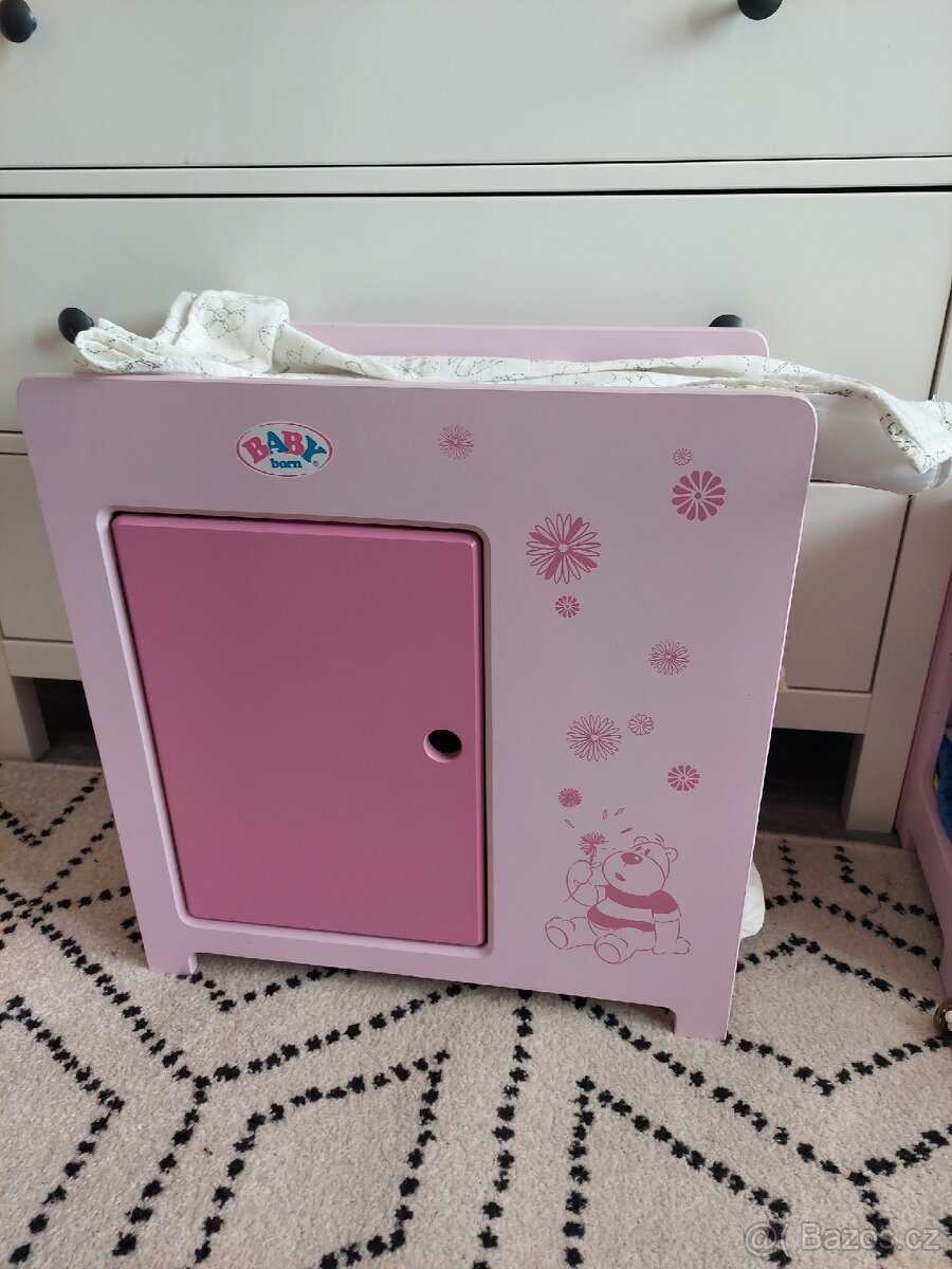 Baby born skřín a přebalovacím pultem