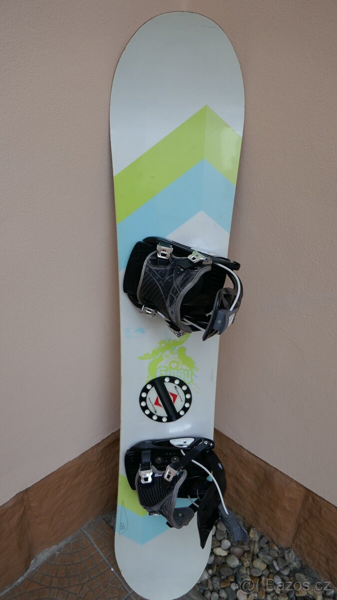 SNOWBOARD F2 143CM/VÁZÁNÍ FLOW