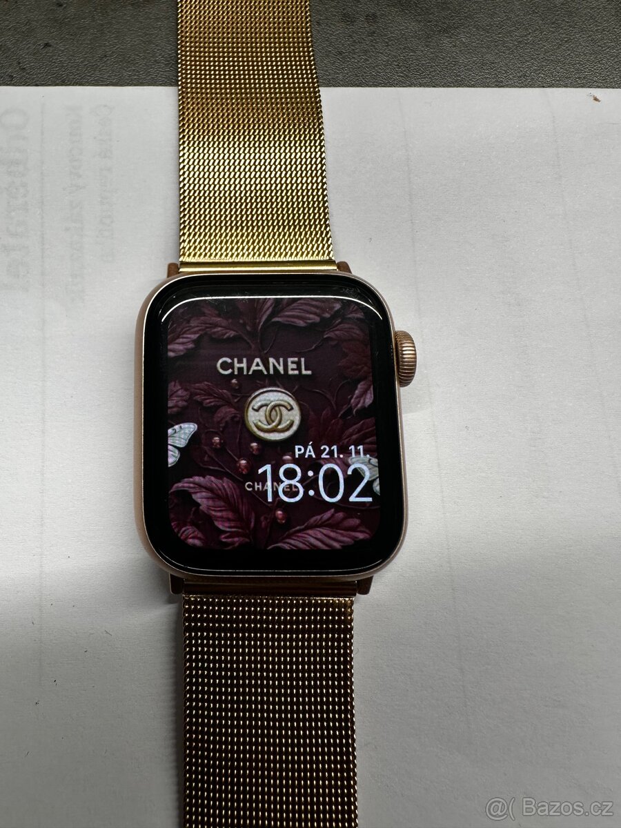 Apple Watch 4 40 mm gold