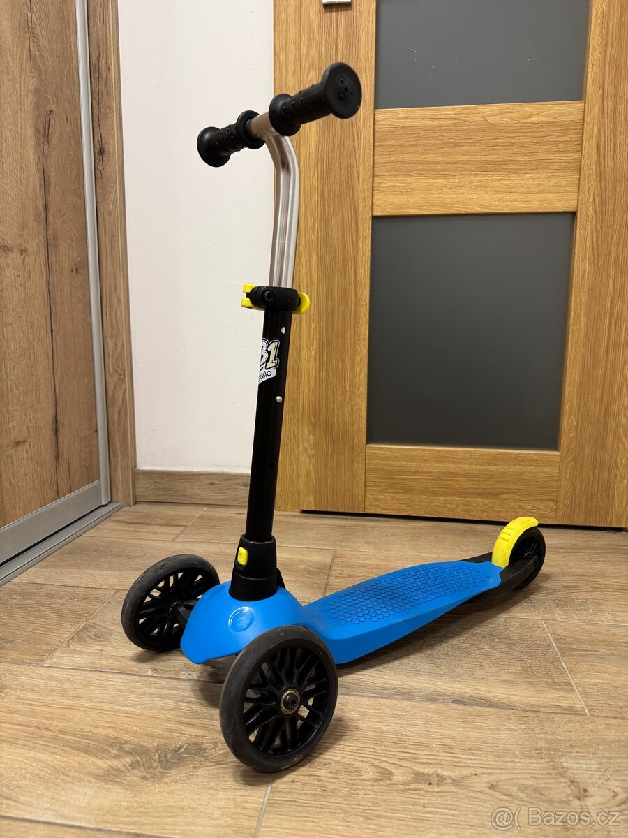 Oxelo B1 odrážedlo