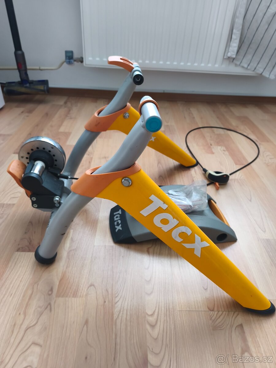 Cyklotrenazer tacx Satori
