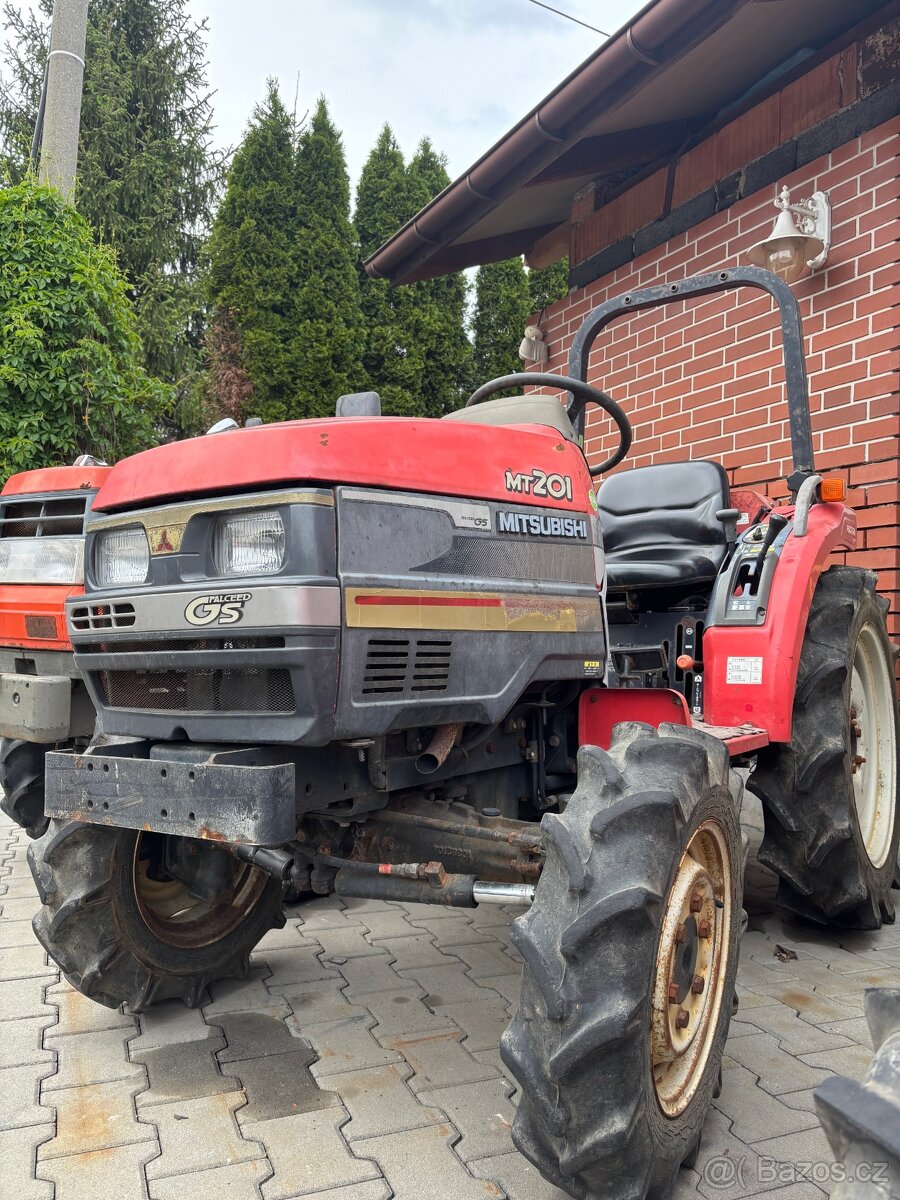 Malotraktor Mitsubishi MT201, traktor