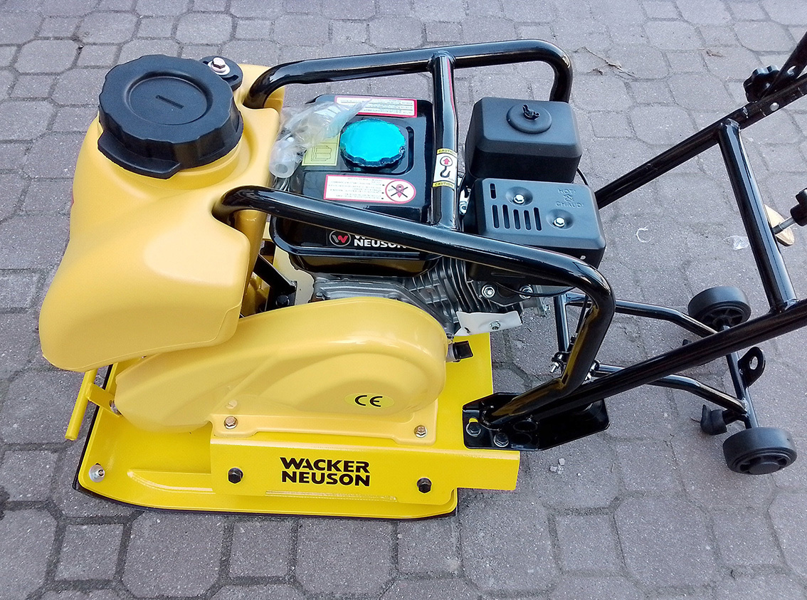 Vibrační deska WACKER NEUSON B7B 78GH6
