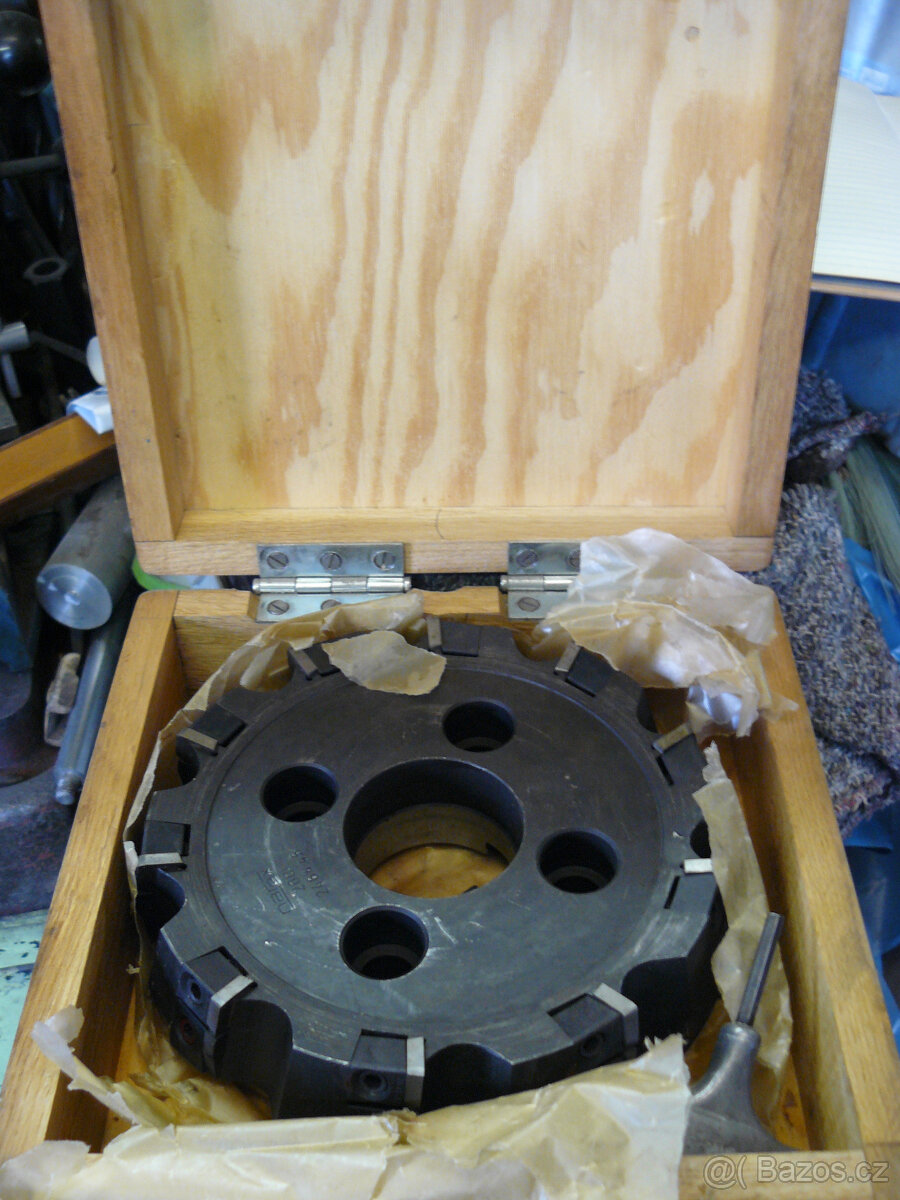 Fréza Narex 200 a 250