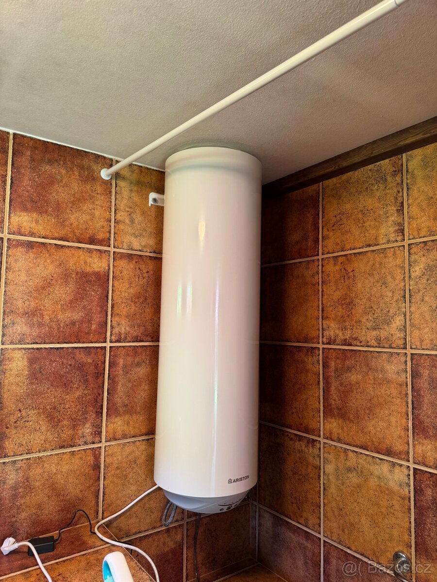 Ariston Pro Eco 80 V Slim
