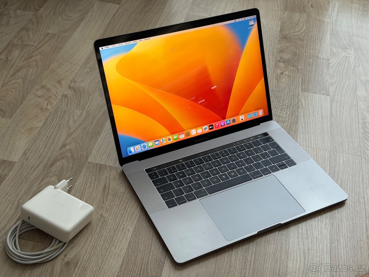 Apple Macbook Pro 15 Touch Bar - Space Gray