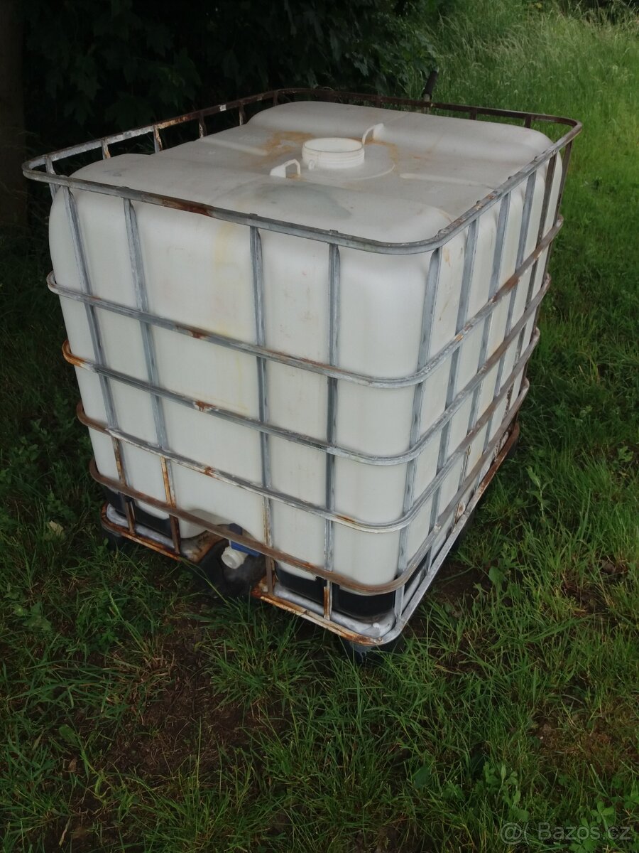 IBC 1000 LITRŮ