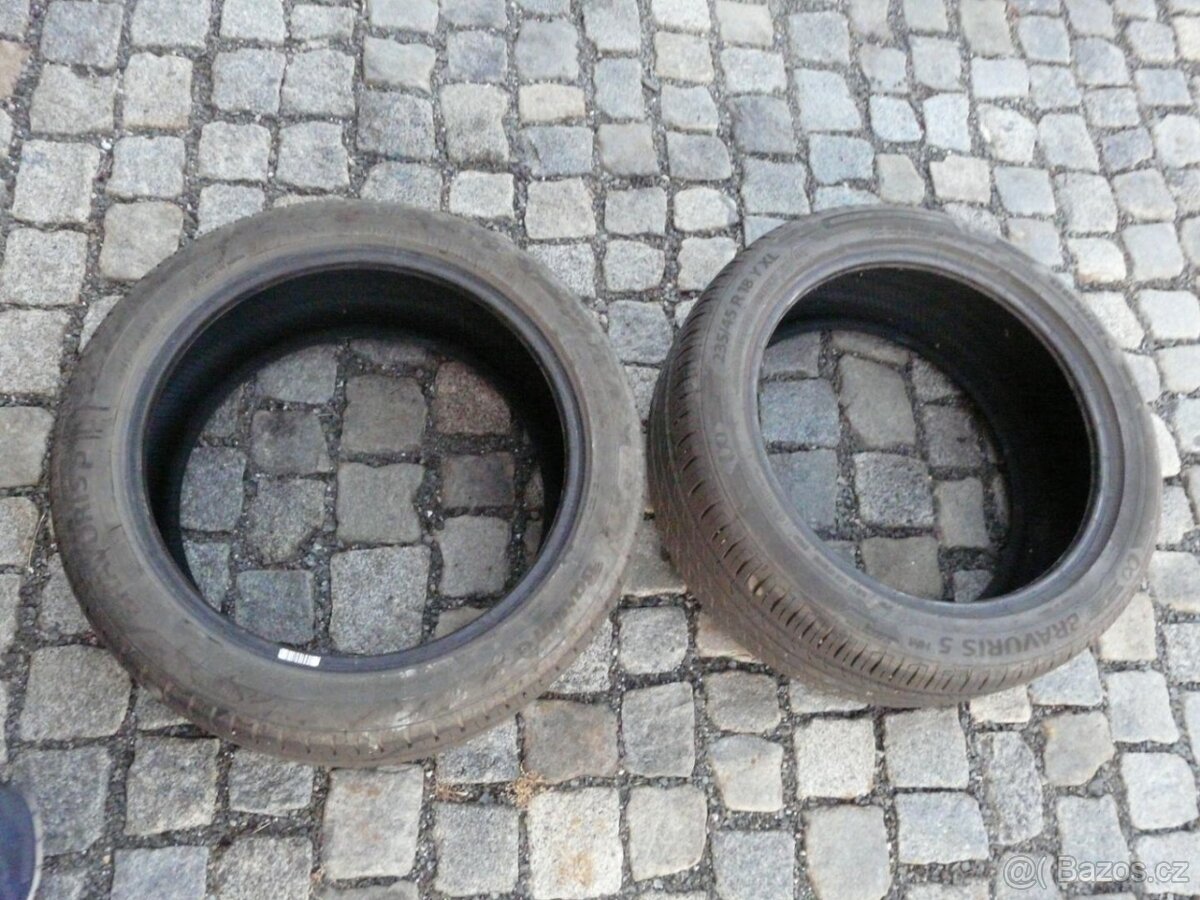 LETNÍ PNEU BARUM 235/45R18 XL