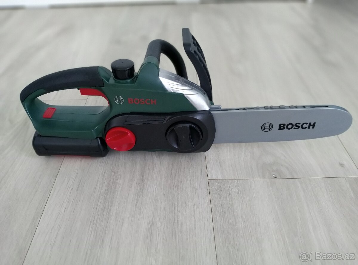 Motorová pila Bosch