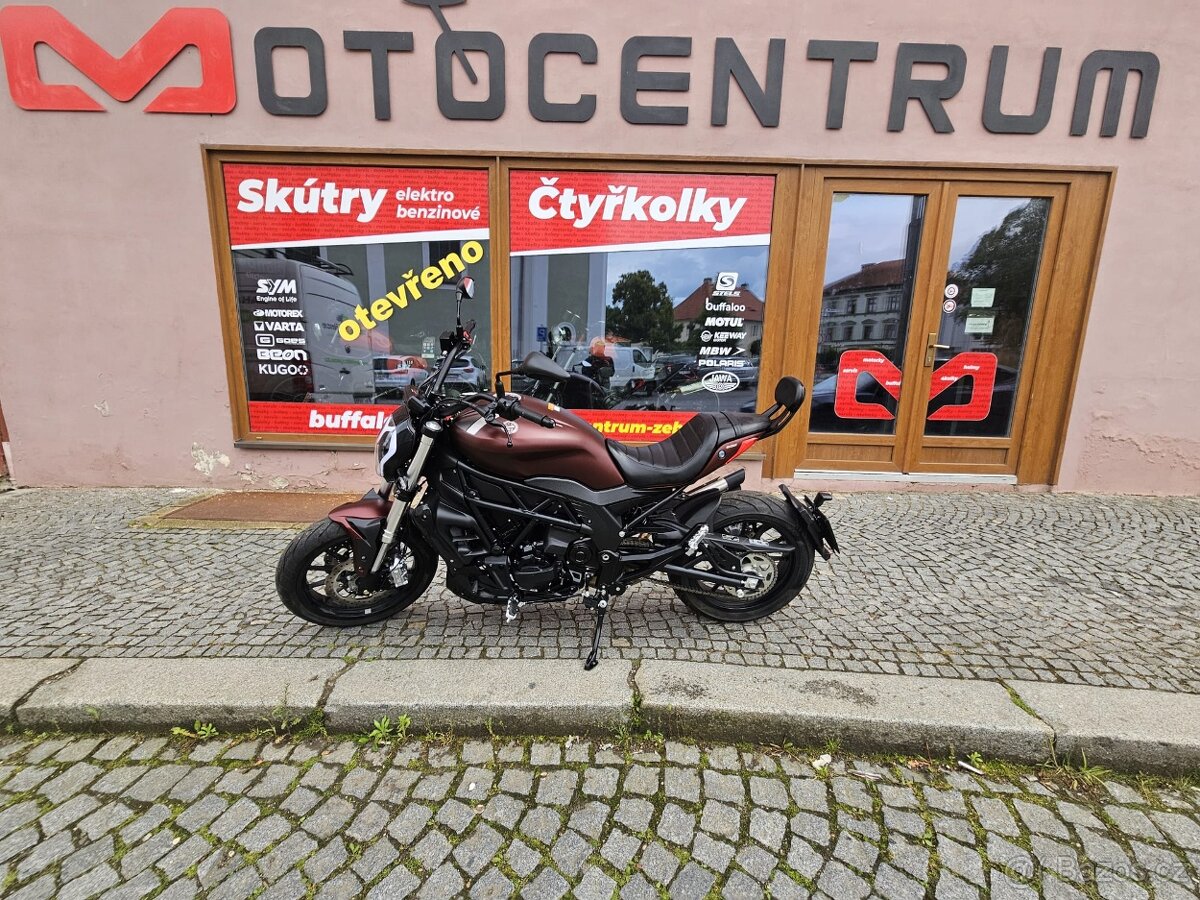 Benelli 502C, najeto pouze 800km, 1. majitel