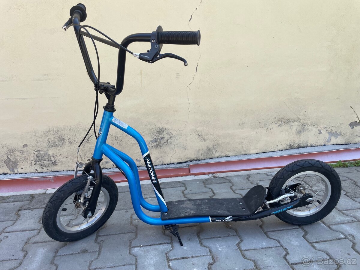 Koloběžka Arcore modrá
