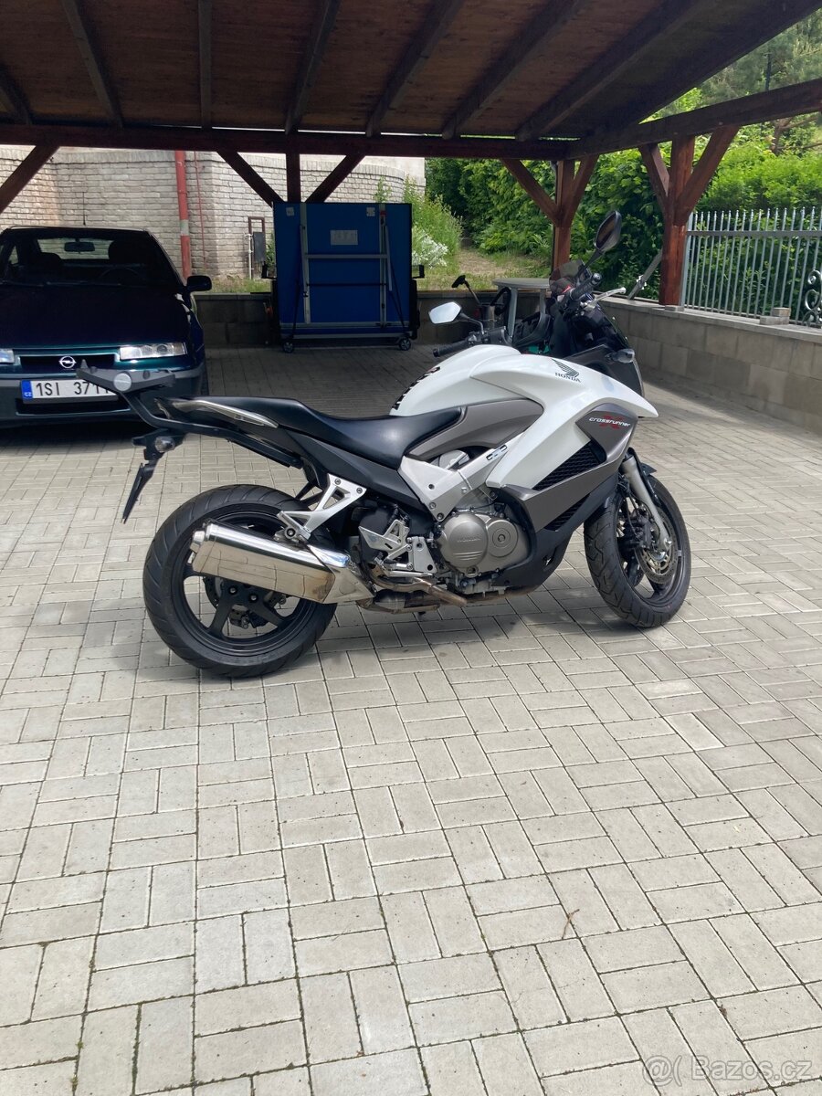 Honda VFR800 Crossrunner