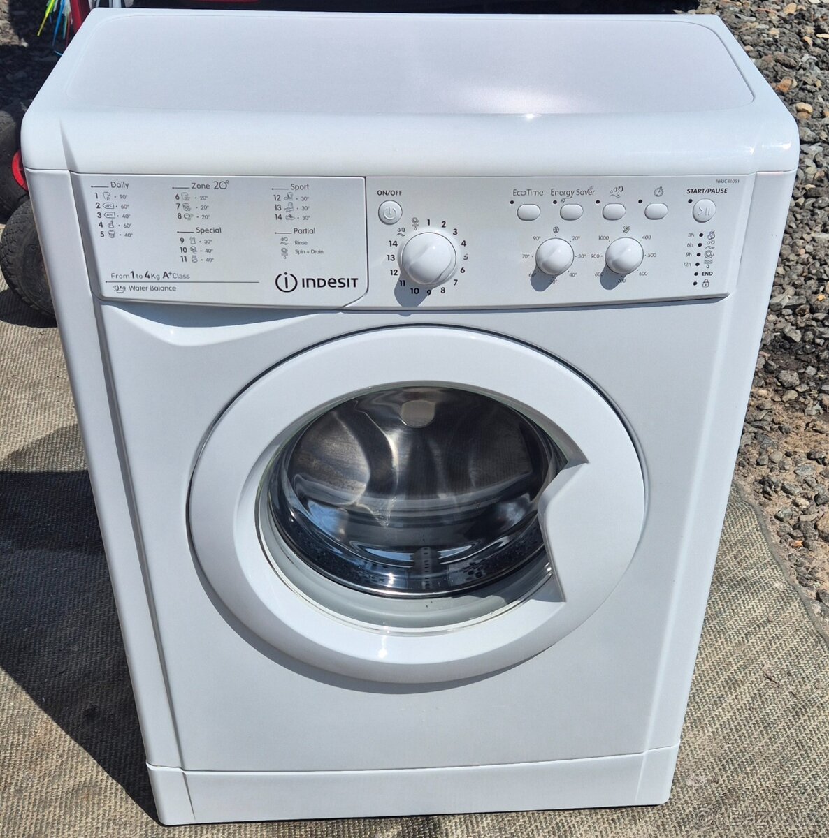 INDESIT HLOUBKA 30 CM ZÁRUKA DOPRAVA INSTALACE
