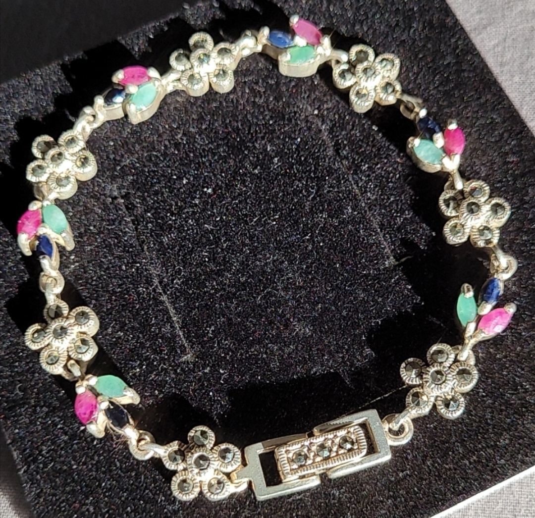 Náramek drahokamy rubin smaragd safir 925